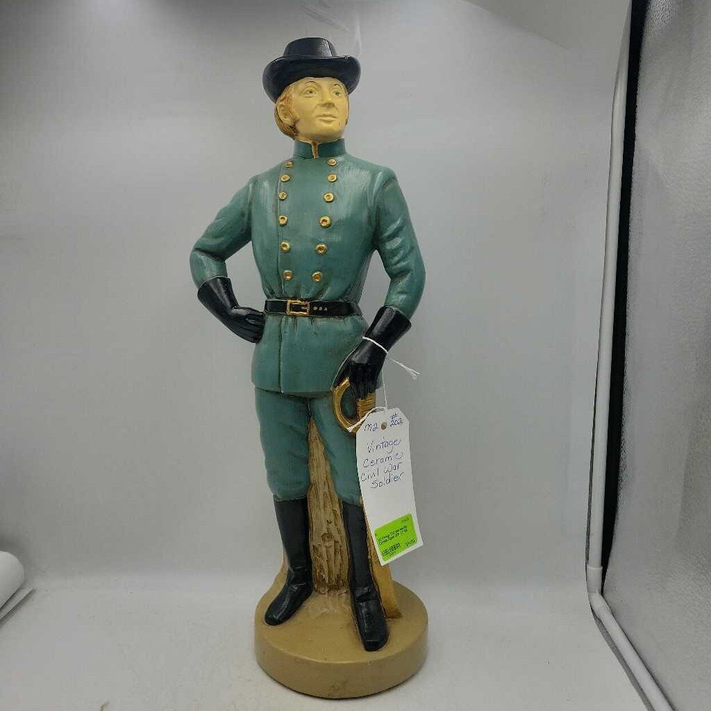 Vintage Civil war soldier Ceramic Figure (M2)