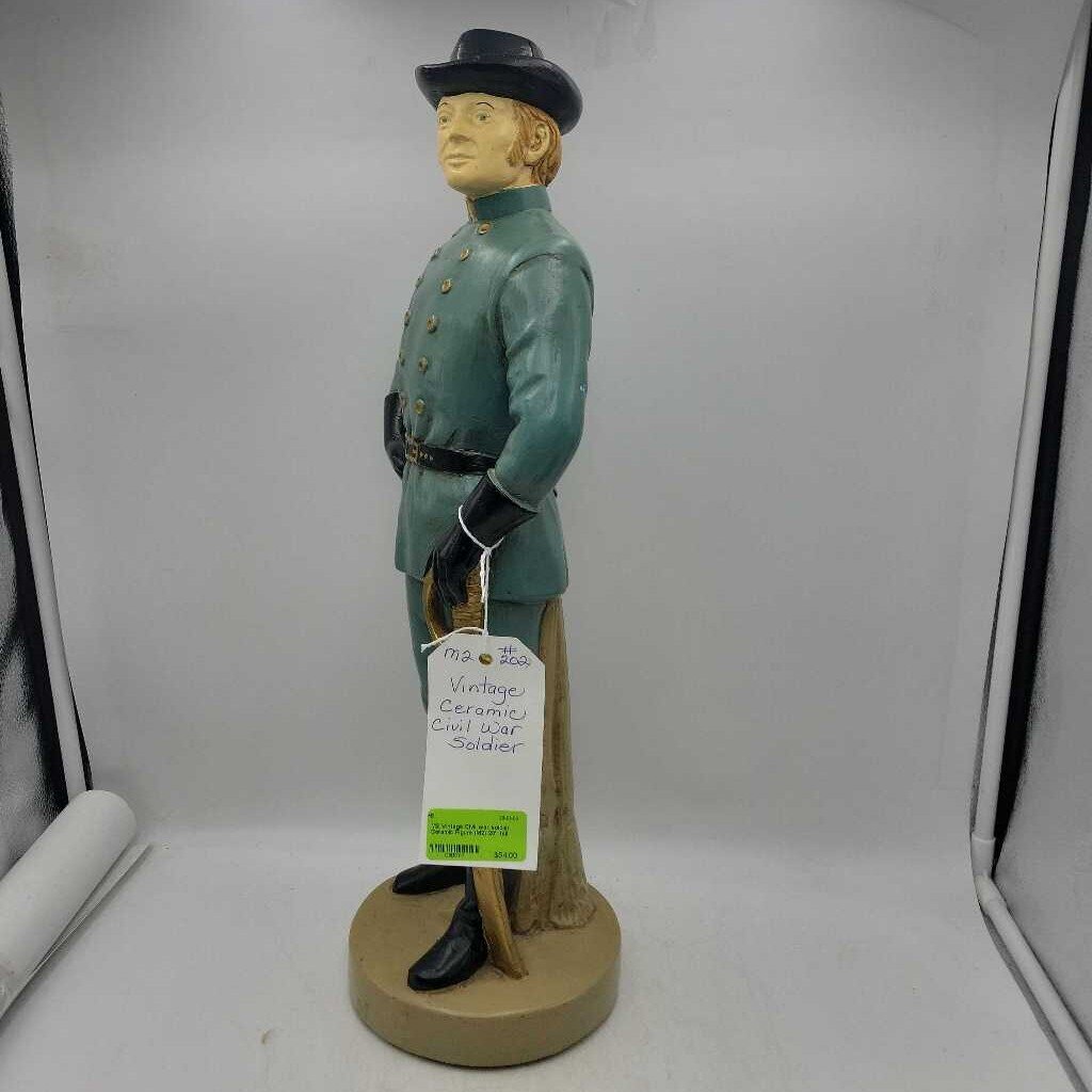 Vintage Civil war soldier Ceramic Figure (M2)
