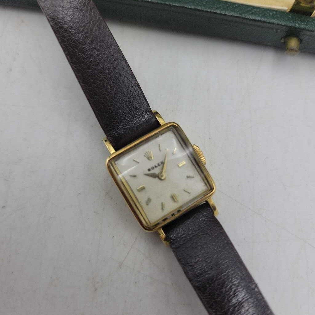 Ladies Solid Gold 18kt. Rolex 31 Victories case model 3568 Watch with case (M2) 31