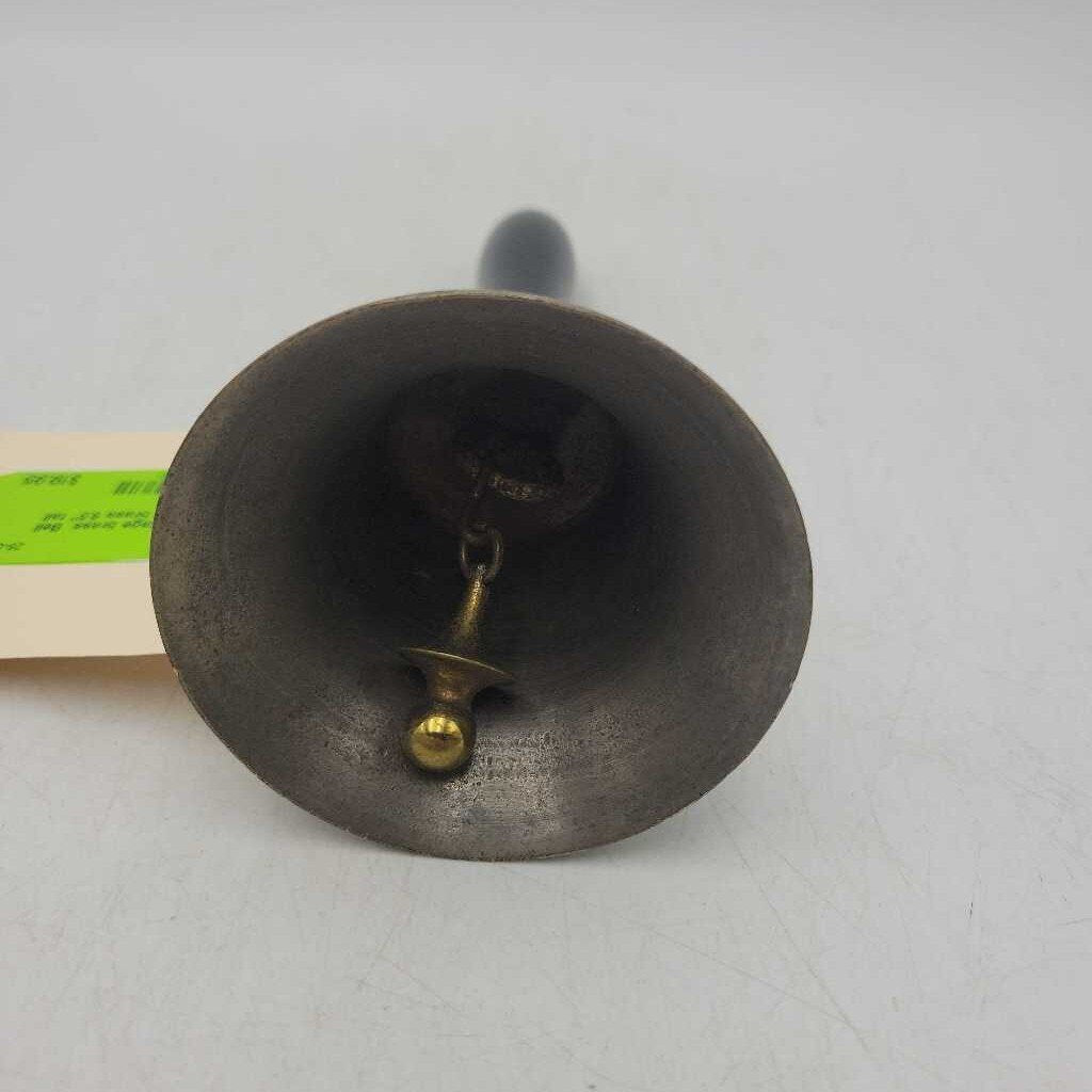 Vintage brass Bell (Yvo)(601)