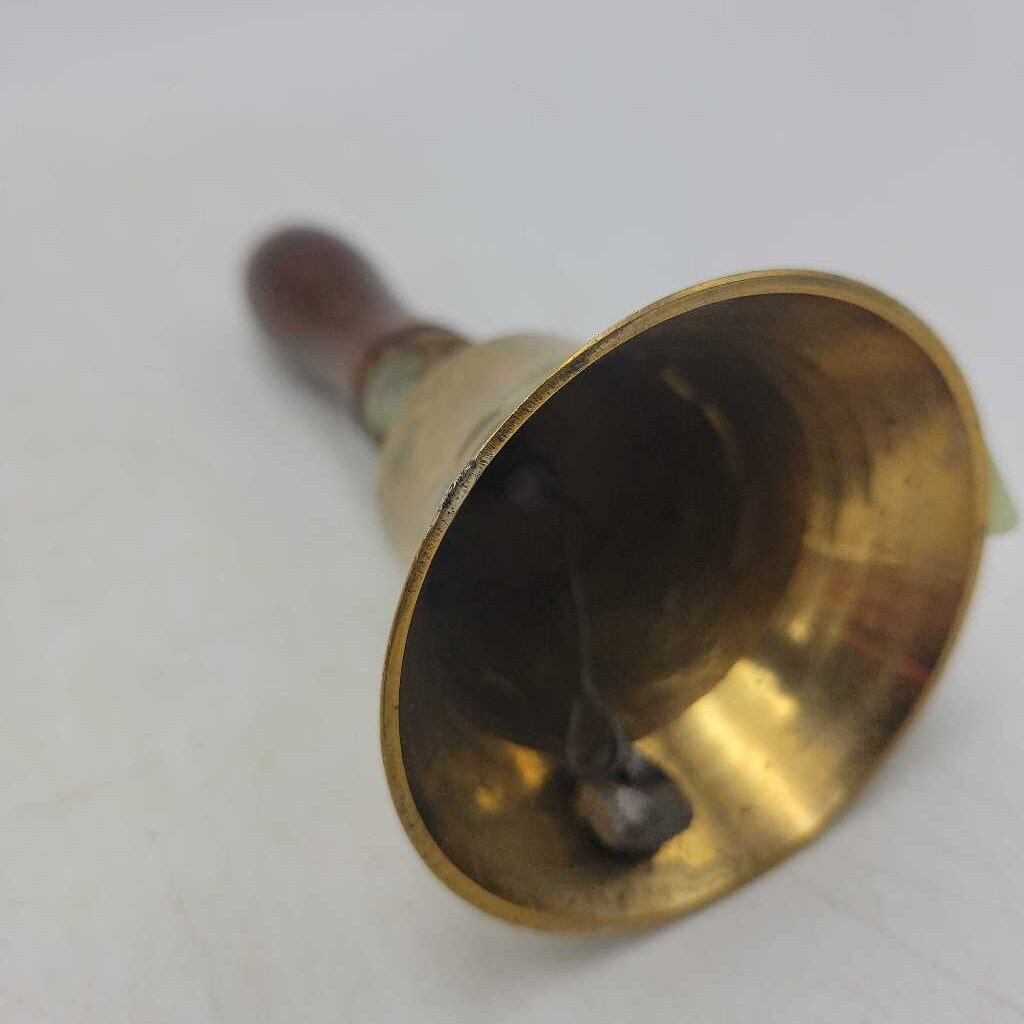 Vintage brass Bell (Yvo)(601)