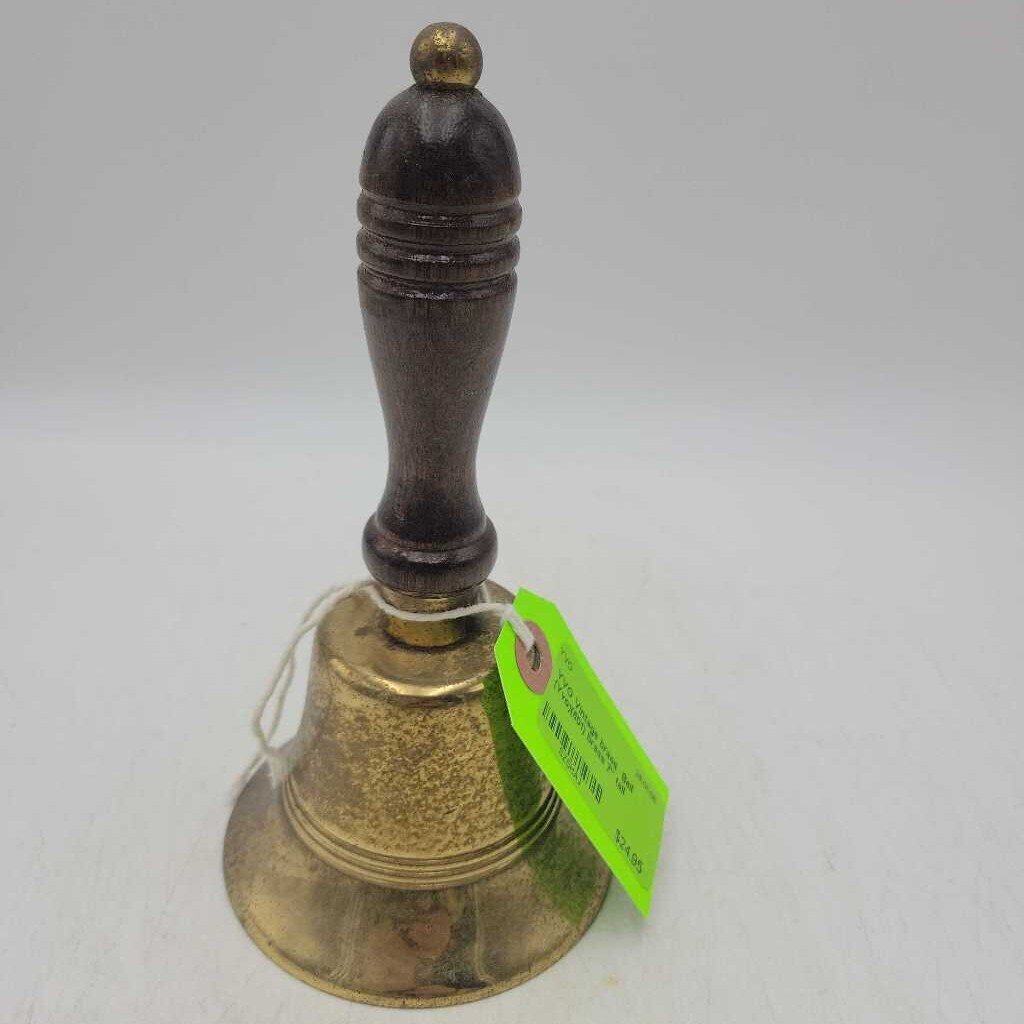 Vintage brass Bell (Yvo)(601)