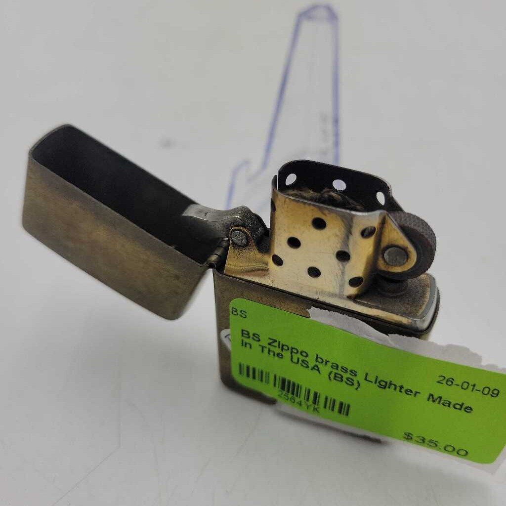 Zippo brass Lighter Made in The USA (BS)