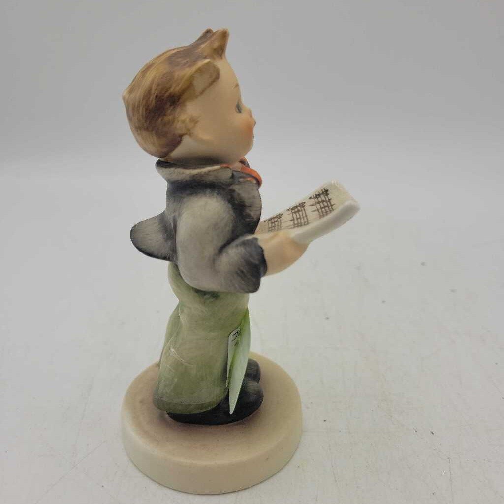 Hummel Figurine singing Boy (JH49)