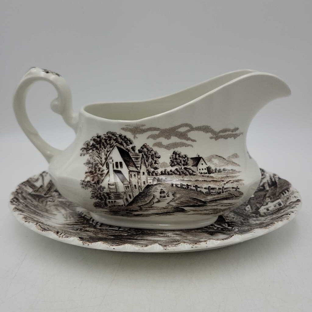 VTG Ridgway Staffordshire England Country Days Gravy Boat with Saucer (BG)