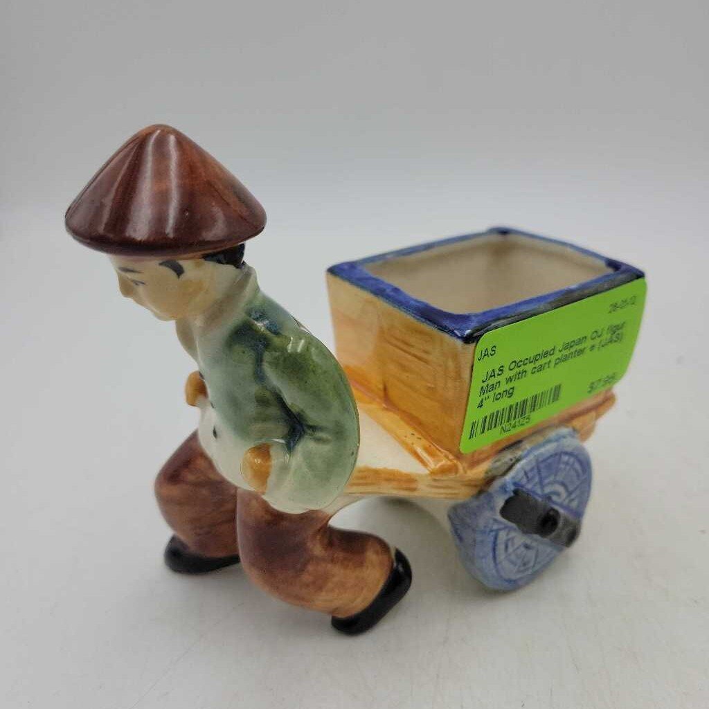 Occupied Japan OJ figur Man with cart planter e (JAS)