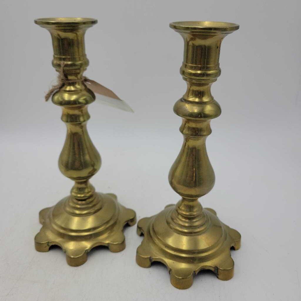 Brass Candlesticks (Set of 2) (UR)