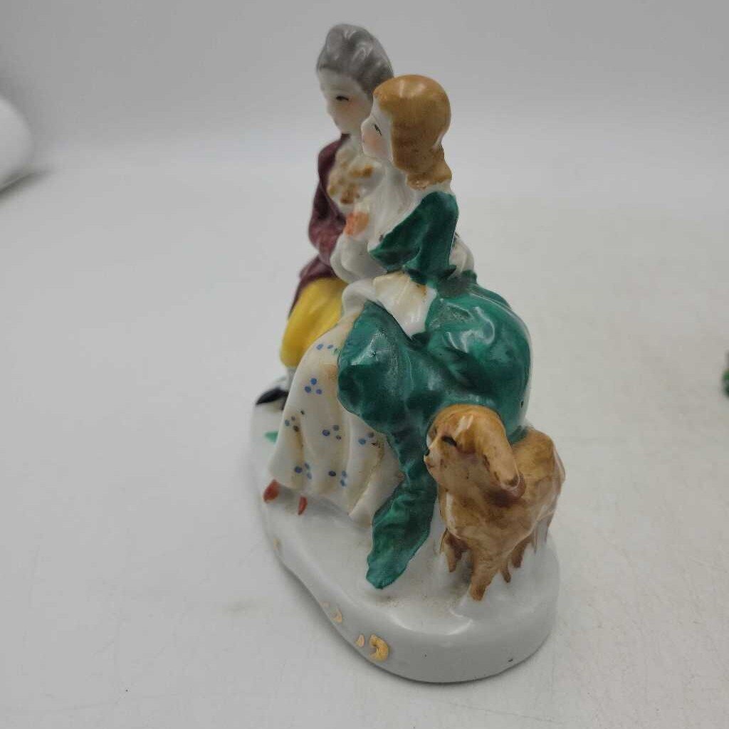Occupied Japan woman and man sitting on chair with dog OJ figure (JAS)