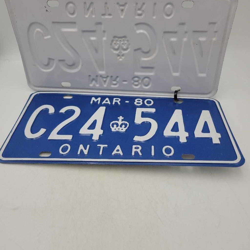 1980 Ontario license Plate Set great condition (JAS) C24 544