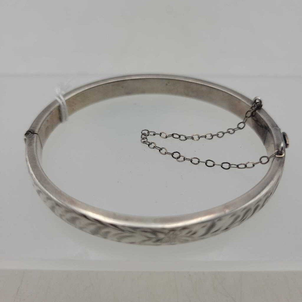 Burkhardt Sterling Bangle- 13822 (VT)