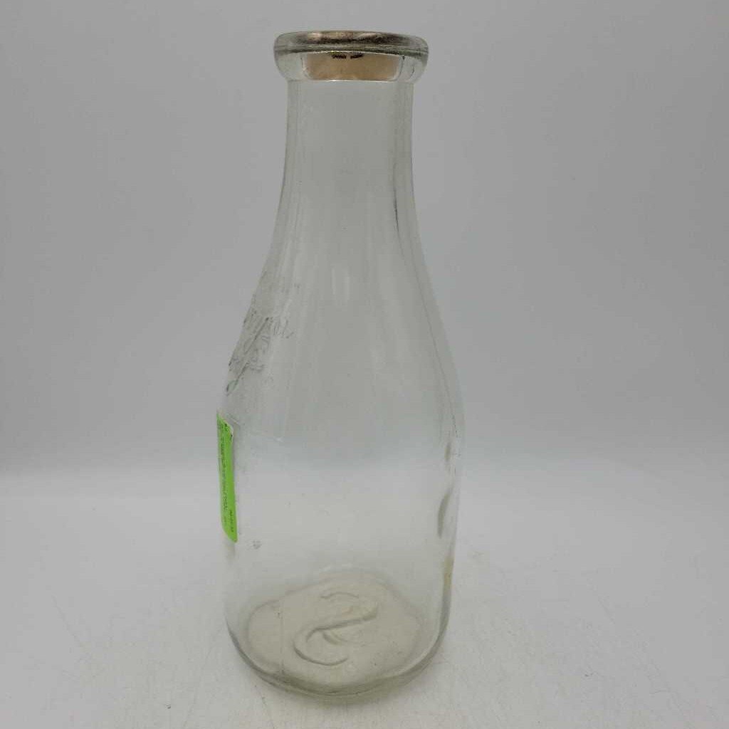 Simcoe Sanitary Dairy Quart Milk Bottle (BS)