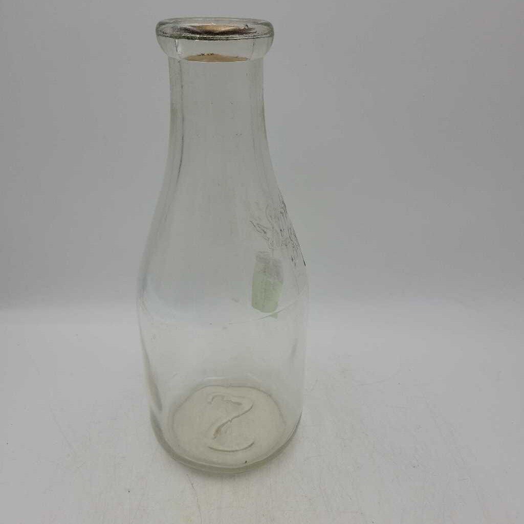 Simcoe Sanitary Dairy Quart Milk Bottle (BS)
