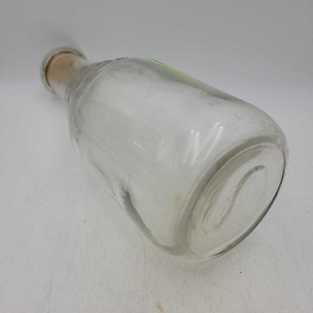 Simcoe Sanitary Dairy Quart Milk Bottle (BS)