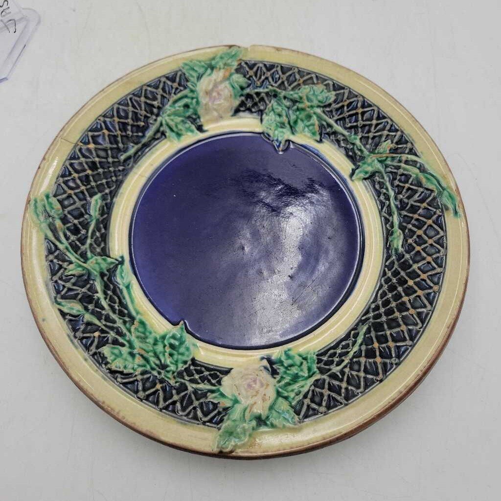 Victorian 19th Century Majolica Plate (ERG)