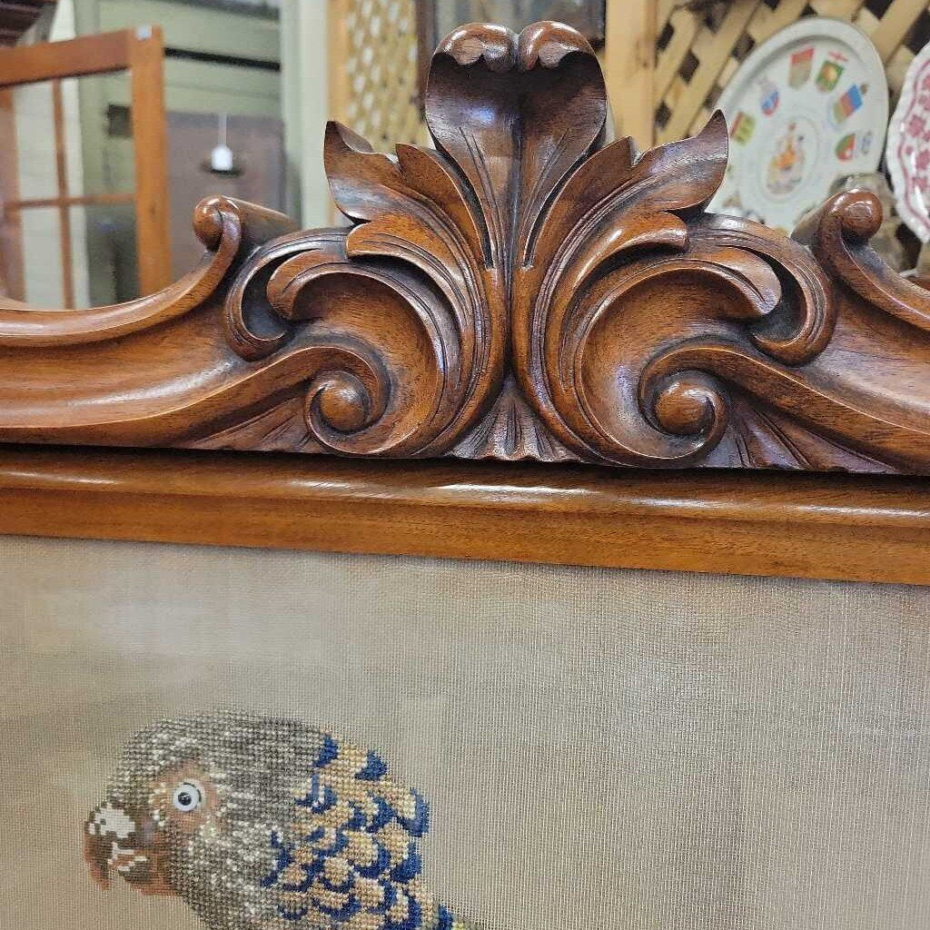 Victorian Mahogany and Needlepoint Fire Screen (SCAD0200) (SC)