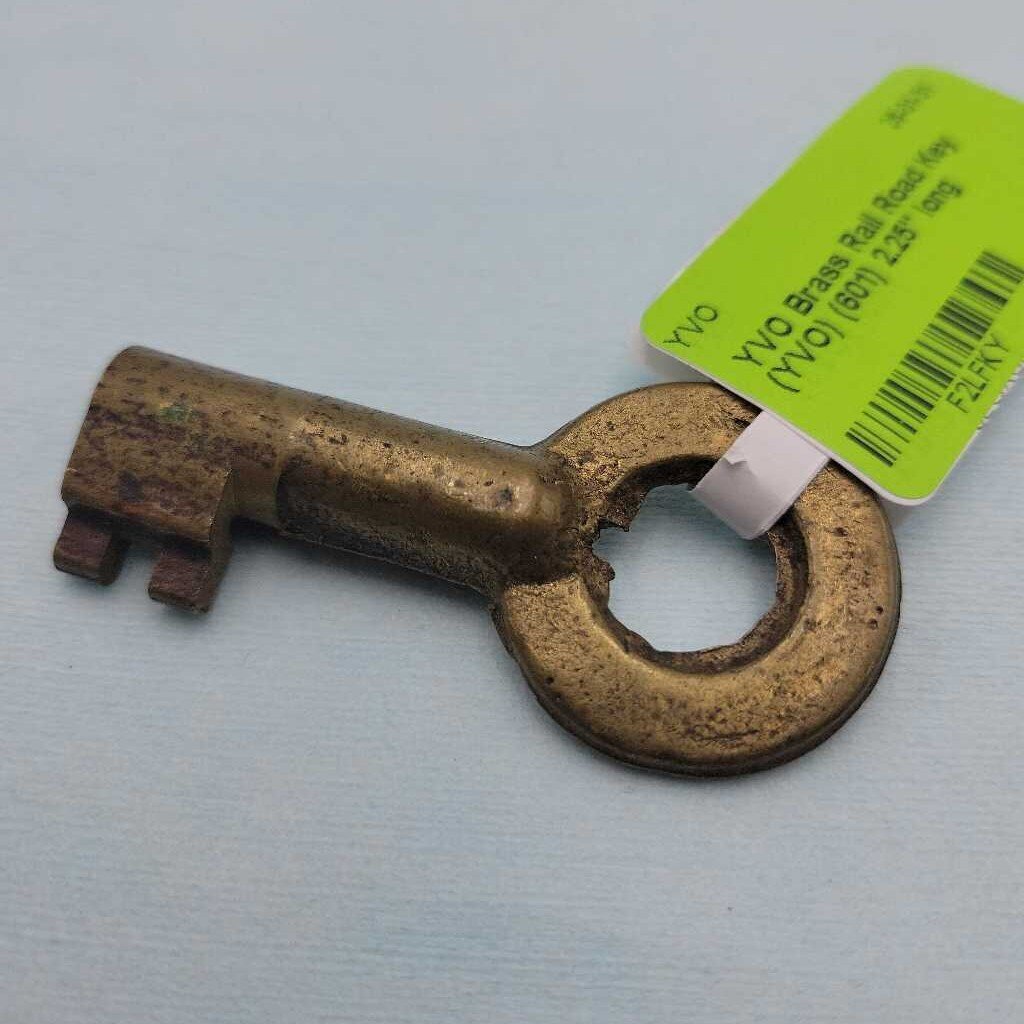Brass Rail Road Key (YVO) (601)