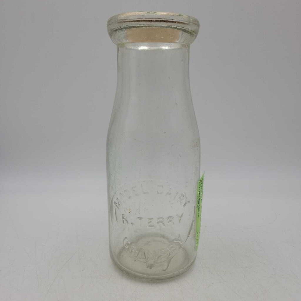Model Dairy half pint Milk Bottle Grimsby (JAS)
