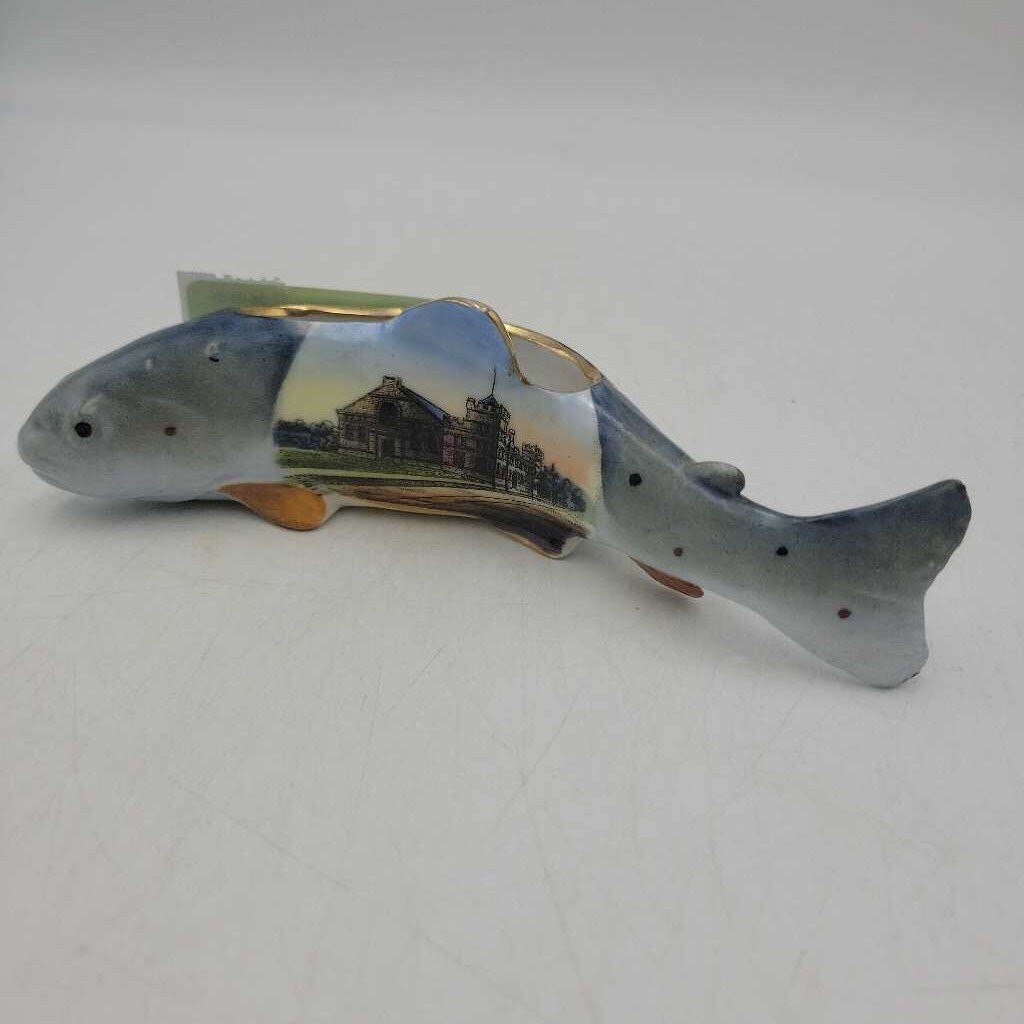 Vintage St Catharines Armories Souvenir Fish (JH49)