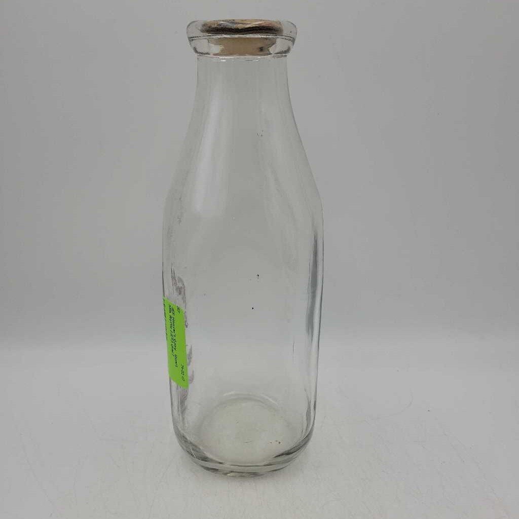 Hoover's Dairy Quart Milk Bottle (JEF)