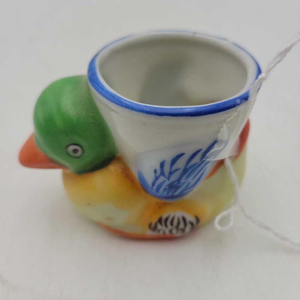 Duck Egg Cup Occupied Japan (JAS)