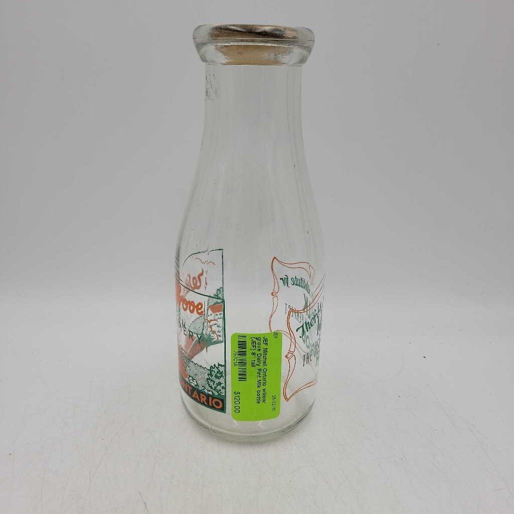 Mitchell Ontario willow grove Dairy Pint Milk bottle (JEF)