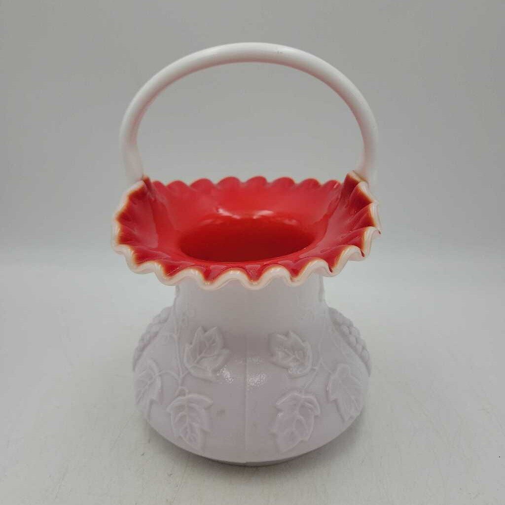 Red & white basket (LIND)