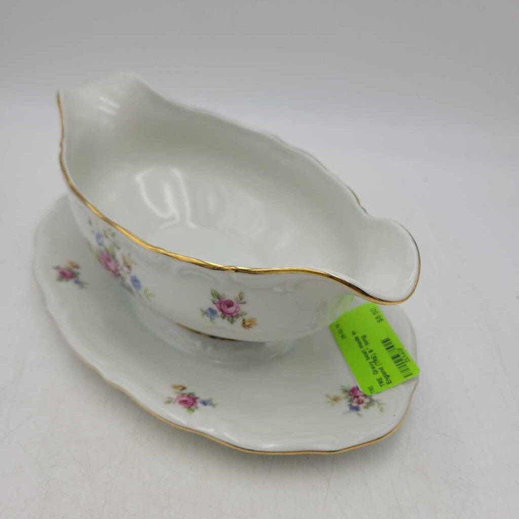 Gravy boat made in England (TRE)