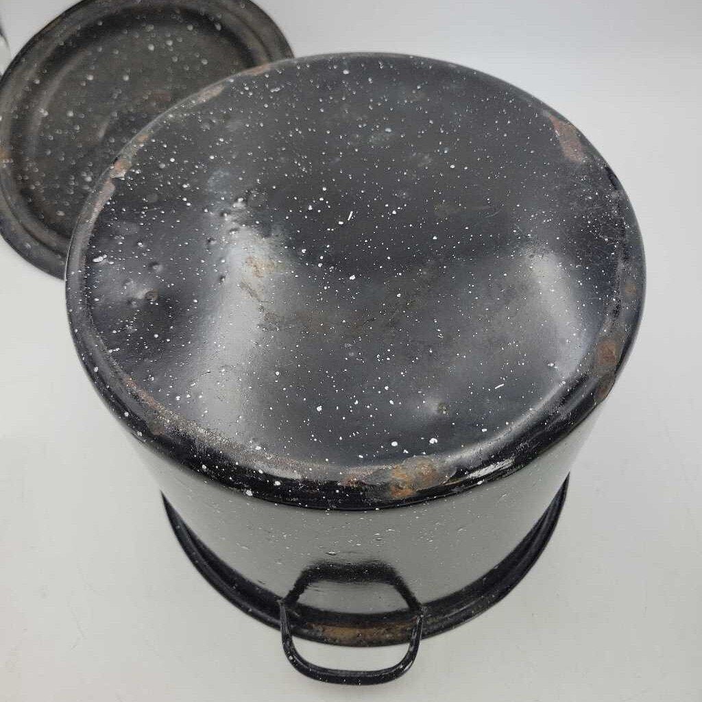 Graniteware Stock Pot with Lid #984 (MCC)