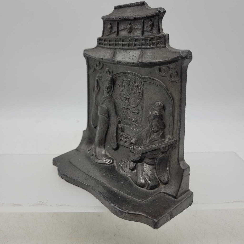 Geisha girl book end Pompeian bronze Limited 1920s (P4P)