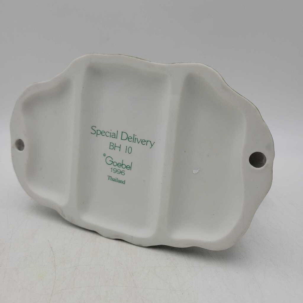 Goebel figurine JR (NUR)