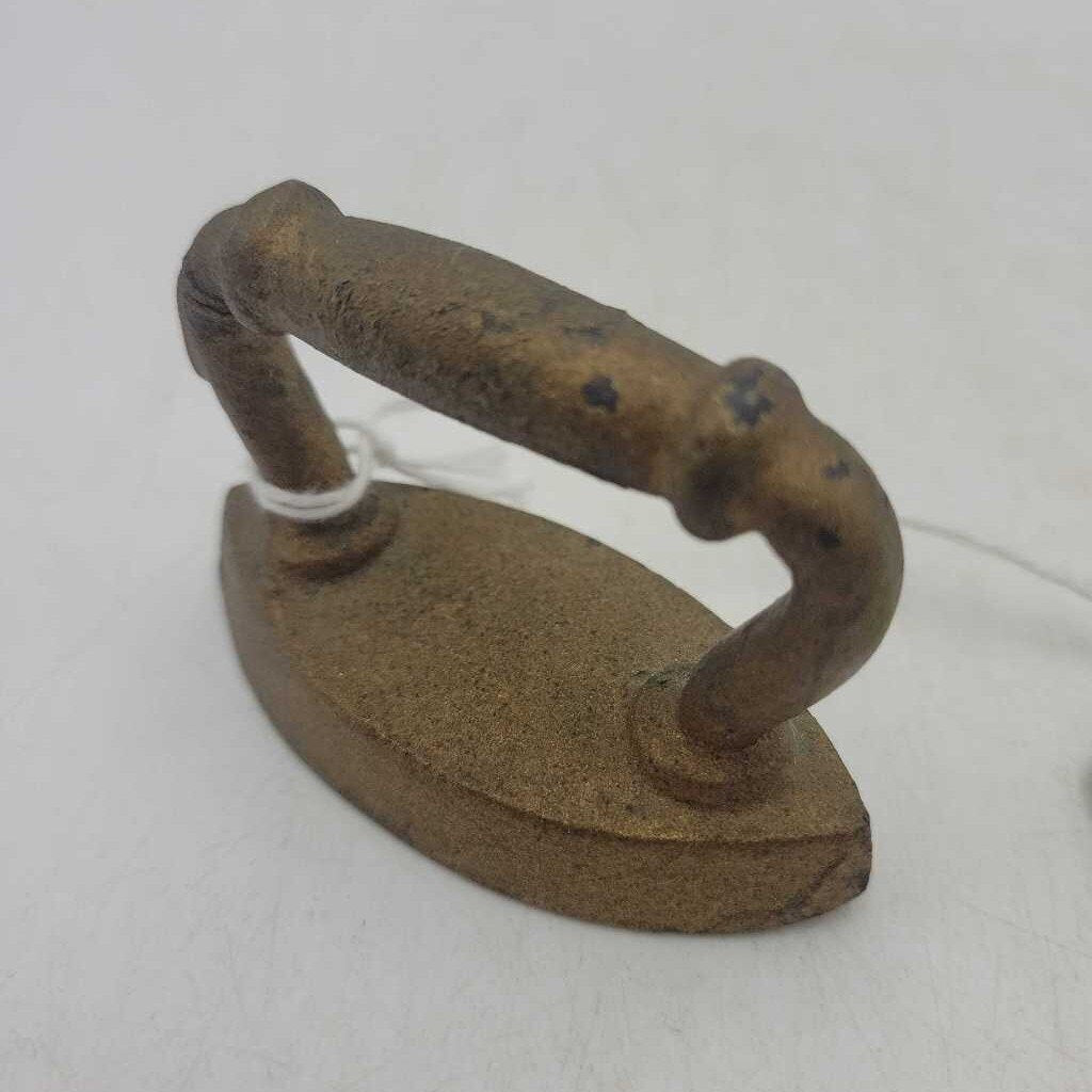 Miniature cat iron Sad Iron (JEF)