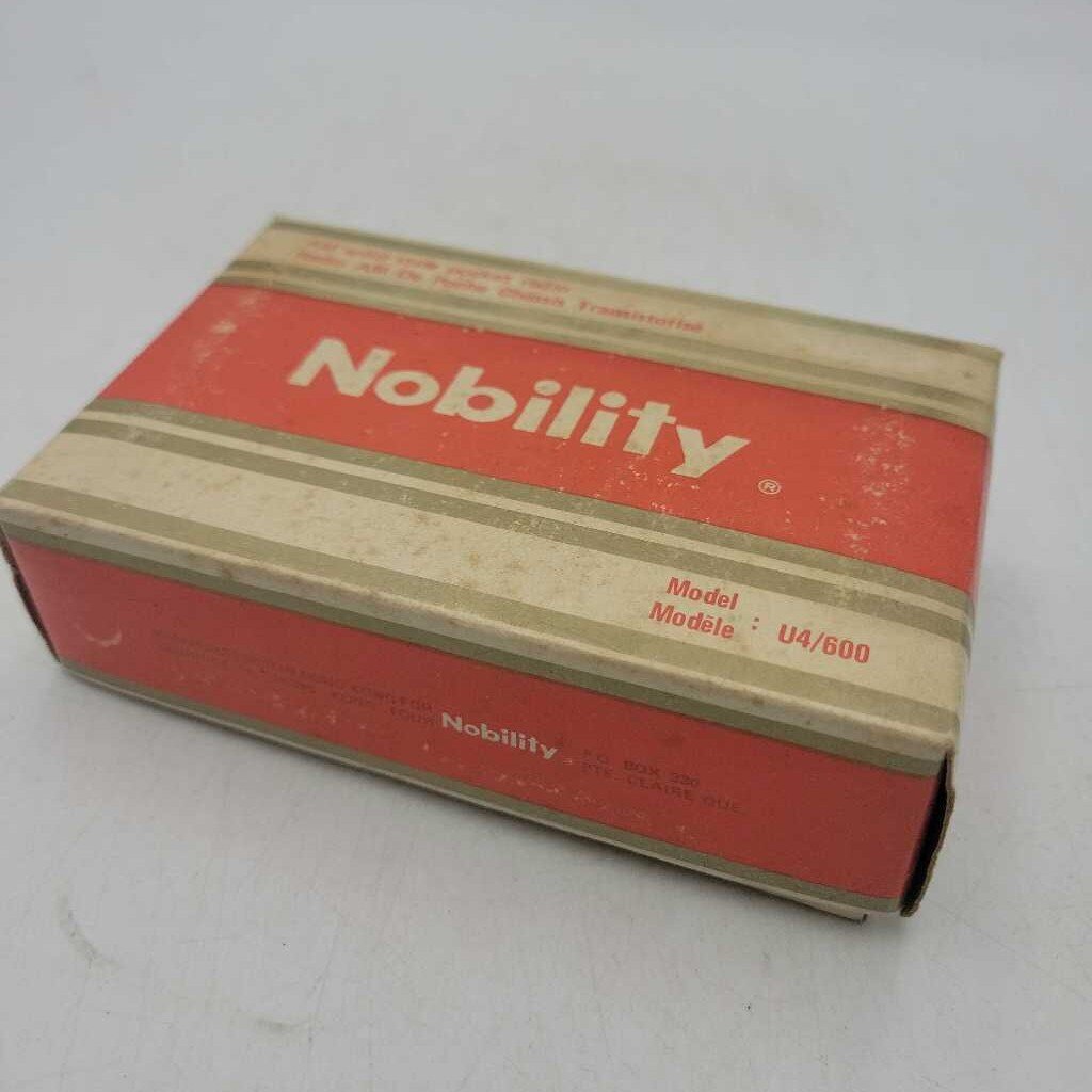 Nobility Transistor AM Radio (BS)