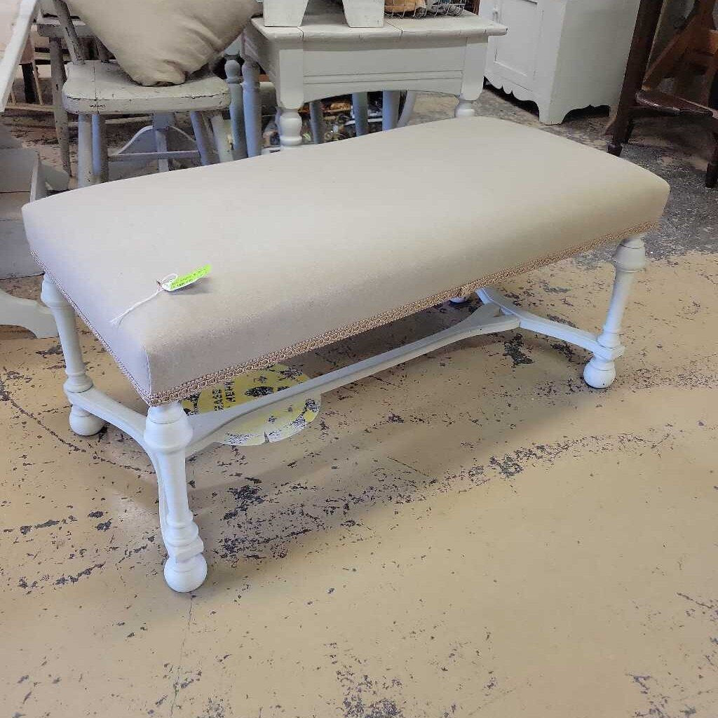 Cloth Covered Bench (RB)