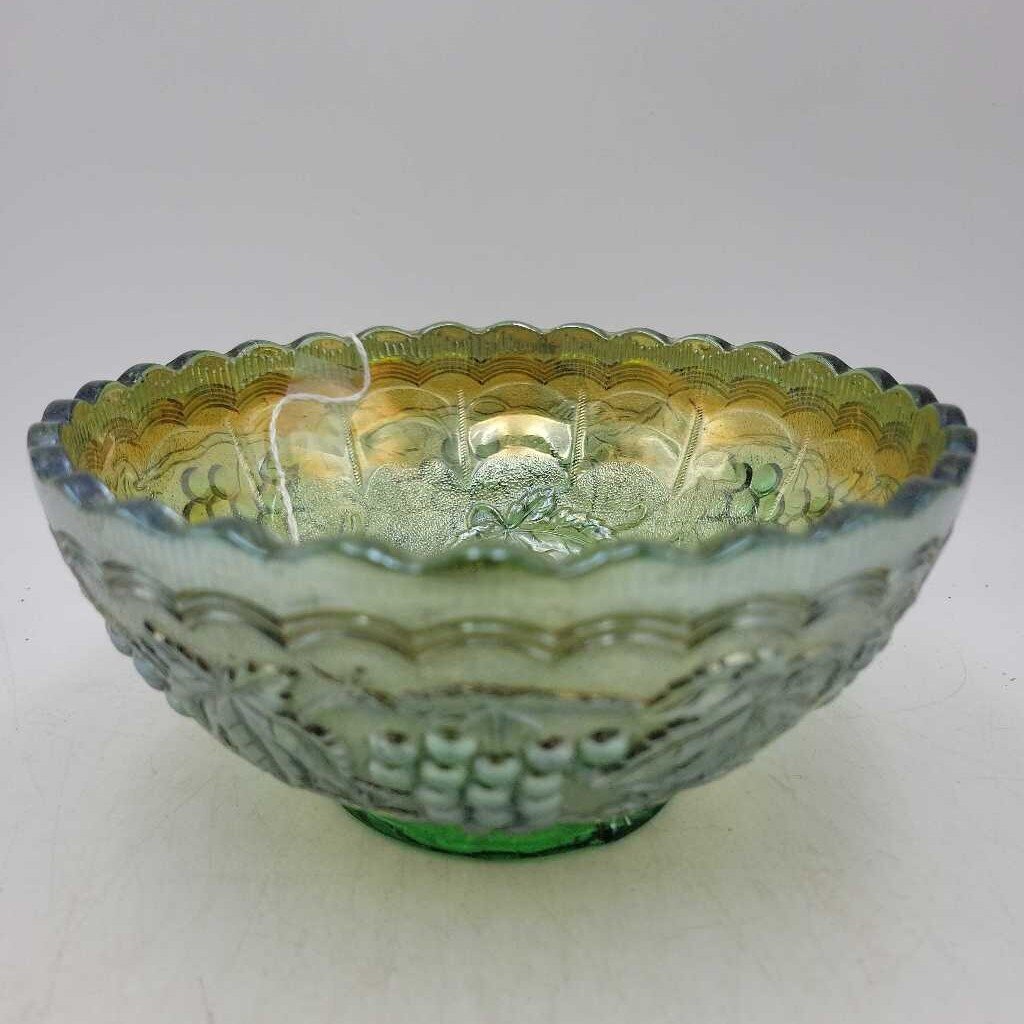 Carnival glass bowl Grape Pattern (DEB)