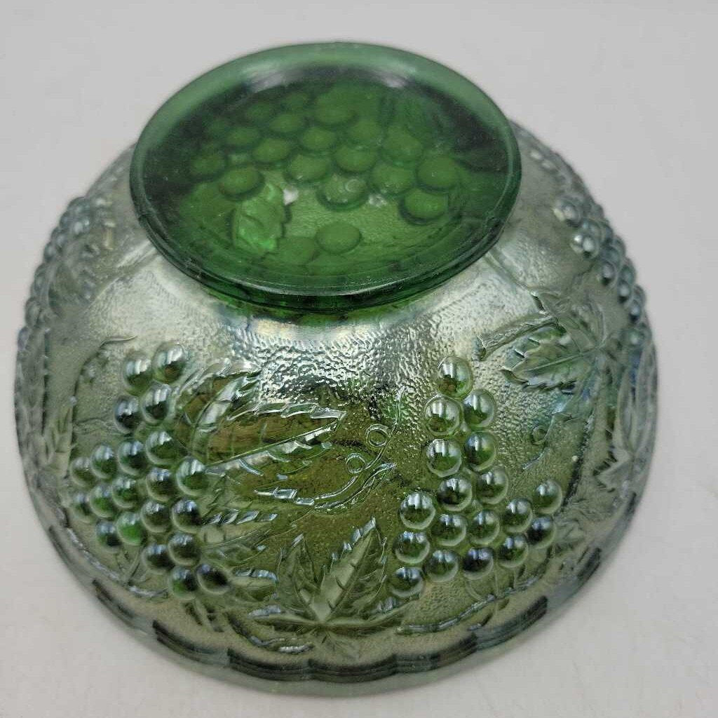 Carnival glass bowl Grape Pattern (DEB)