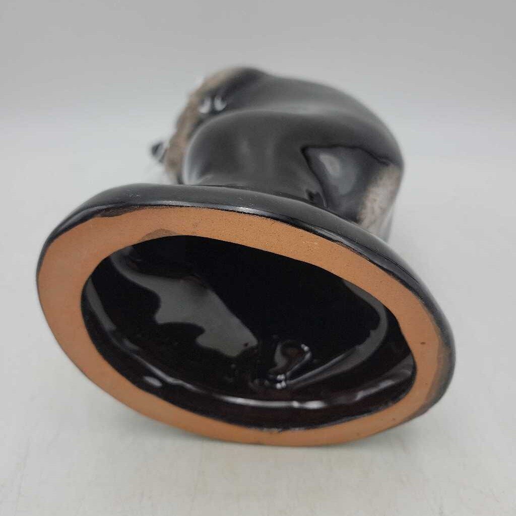 Blue Mountain Pottery bear (DEB)