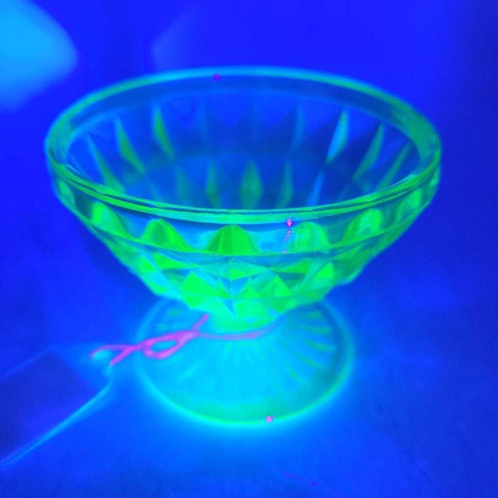 Green Uranium Glass Sherbet dish Ea (DEB)