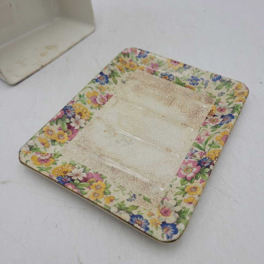 Lord Nelsonware, Chintz "Marigold" Cheese or Butter Dish with Lid #507