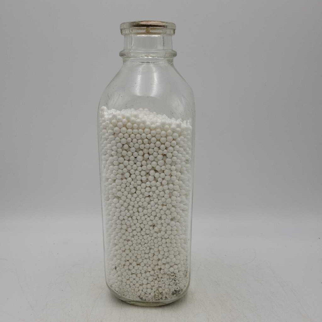 Keewadin Dairy Tillsonburg Quart Butter milk with cap (JAS)