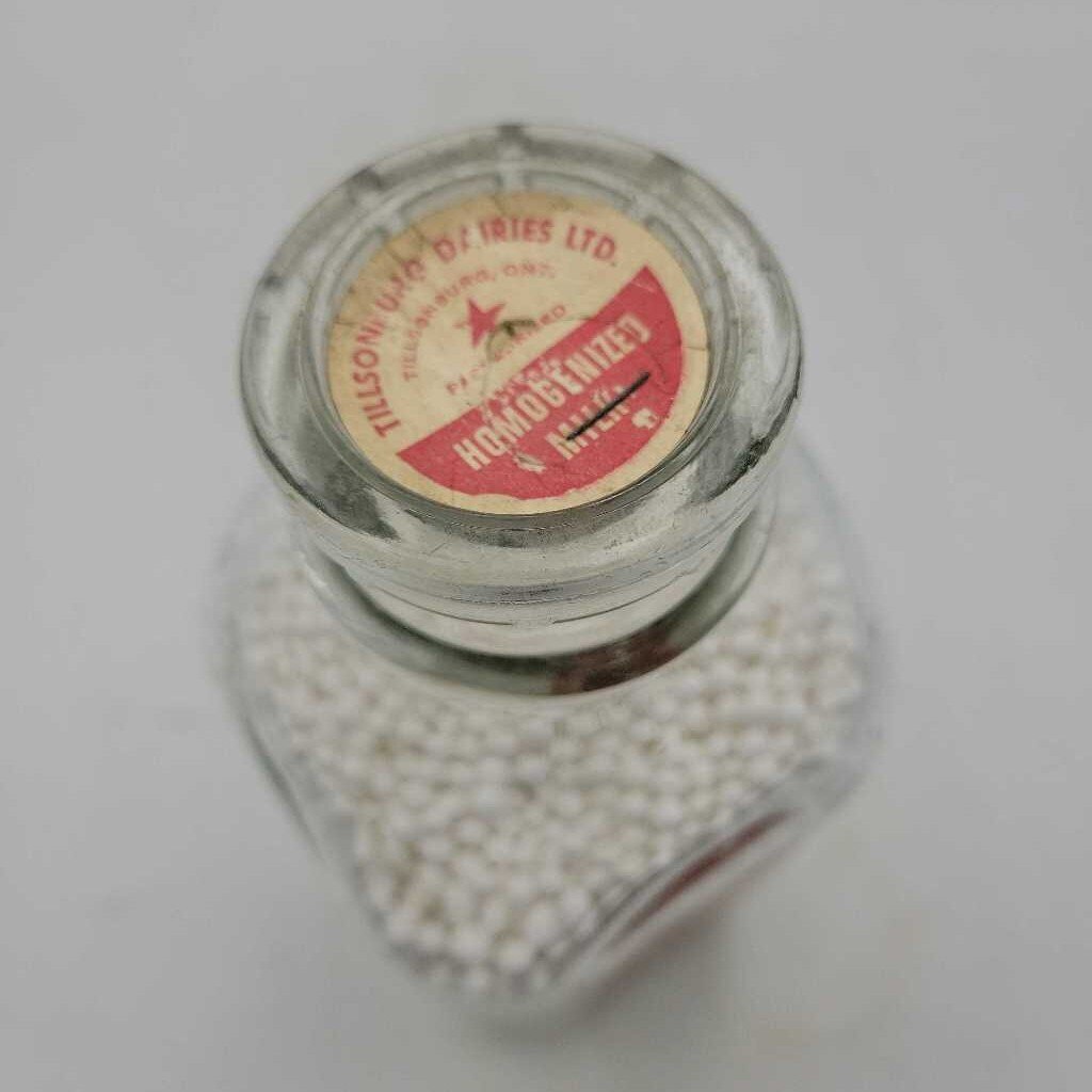 Keewadin Dairy Tillsonburg Quart Butter milk with cap (JAS)
