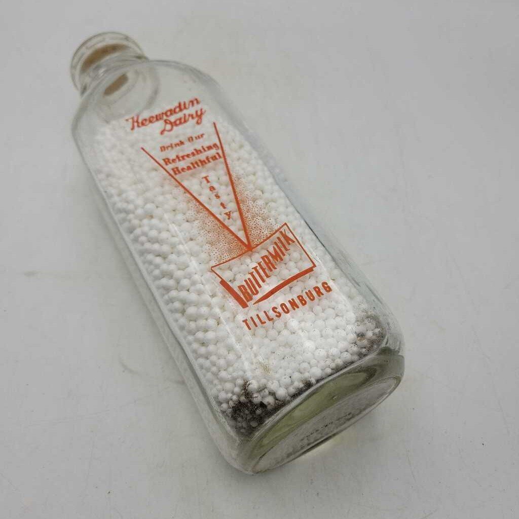 Keewadin Dairy Tillsonburg Quart Butter milk with cap (JAS)
