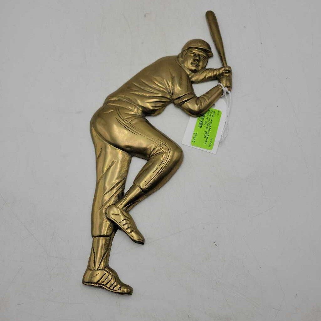 Vintage Brass Baseball Player wall hanger (1673)