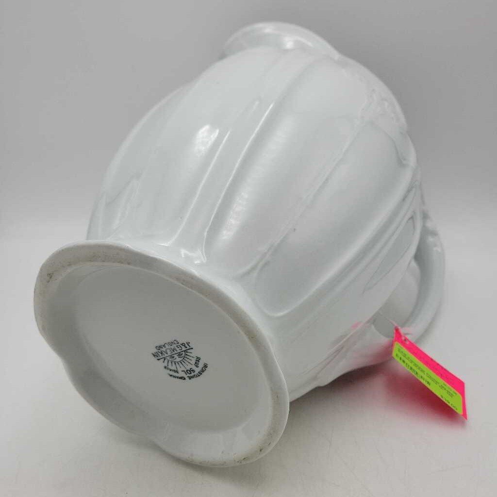 Ironstone Pitcher Meakin England (KAR)