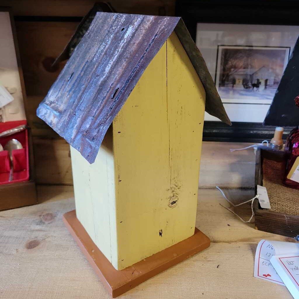 Birdhouse yellow with spoon (PC)