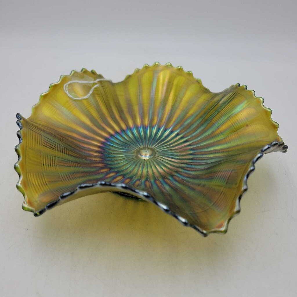 Carnival glass bowl dish (DEB)