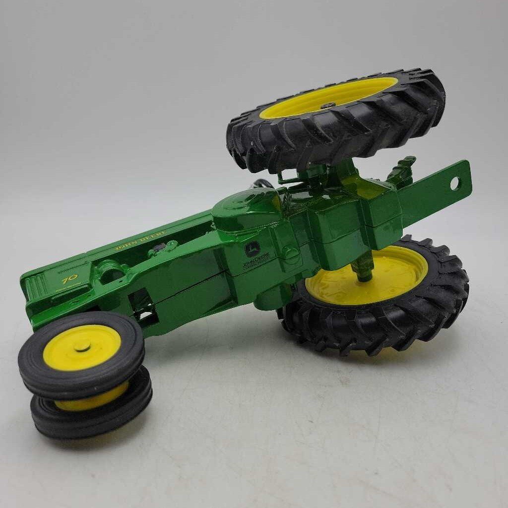 John Deere Tractor 70 Model (RAE)