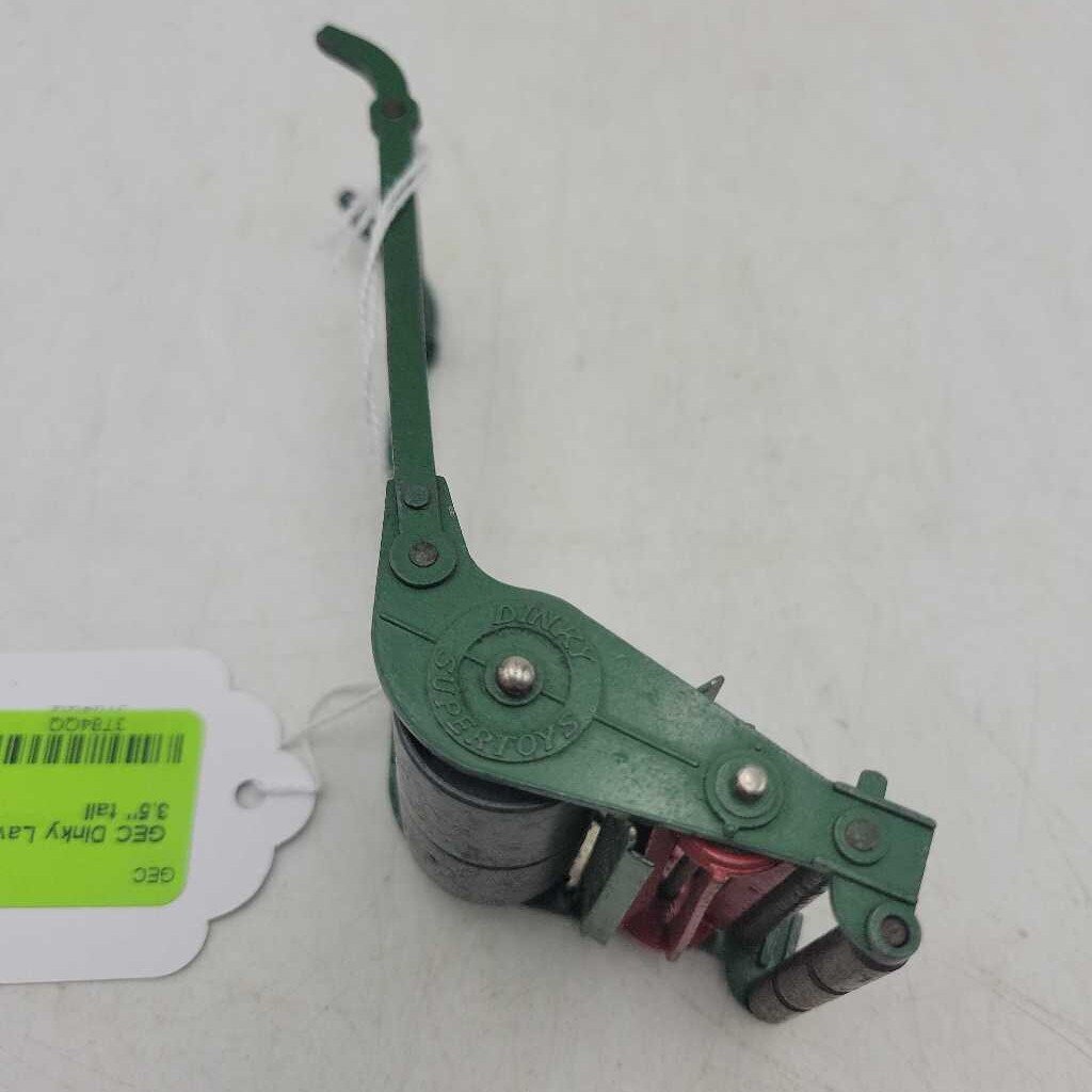 Dinky Lawnmower (GEC)