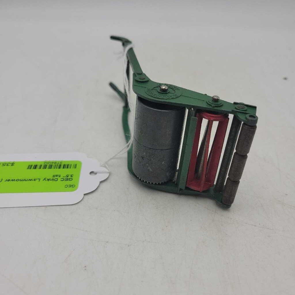 Dinky Lawnmower (GEC)