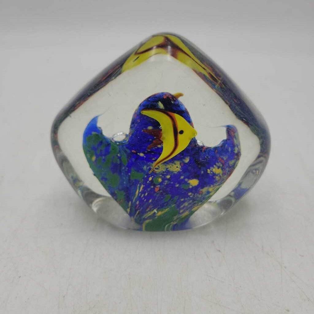 Murano Aquarium Paper Weight (GEC)