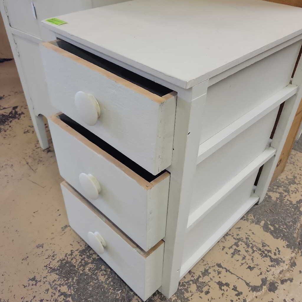 Painted Vintage 3 drawer Cabinet (RB)